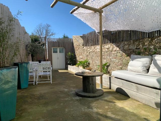 Du Mann Petite Maison Jardin A 100M Du Port De Vannes Avec Parking Bagian luar foto